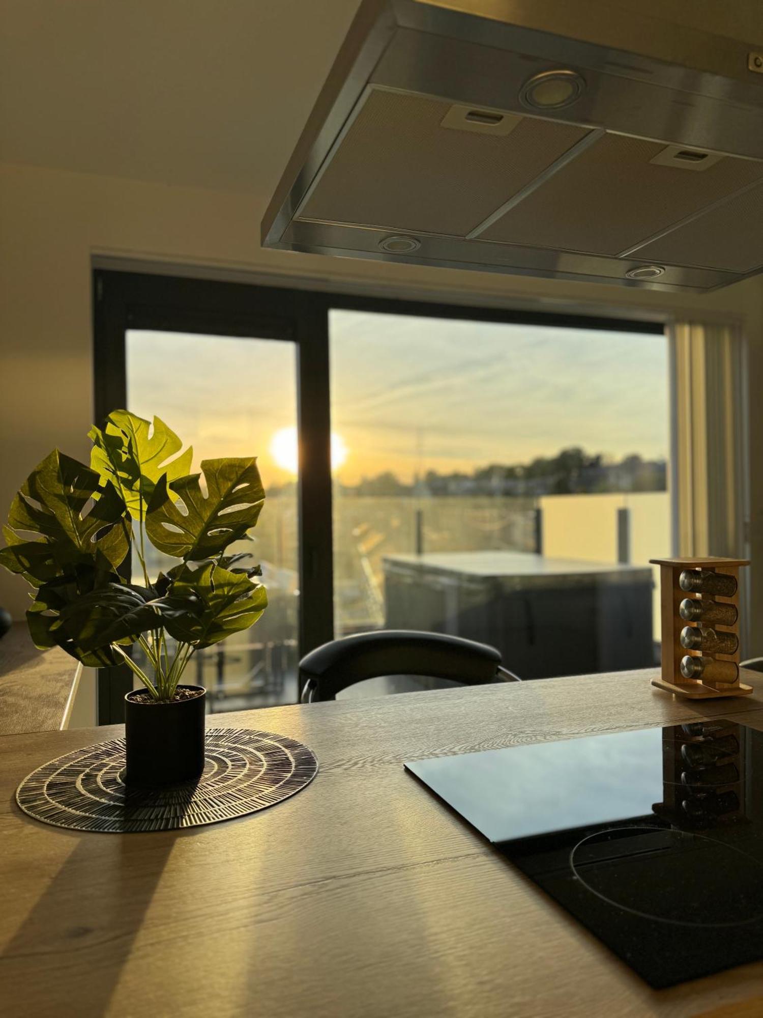 Ferienwohnung Liege Luxe & Jacuzzi Sous Les Etoiles Saint-Nicolas  Exterior foto